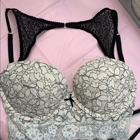 Victoria’s Secret 3 pieces set - Picture 9 of 15